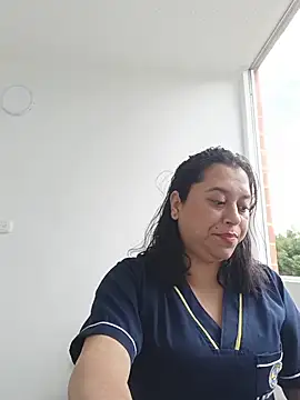 Queen-yessi12 webcam