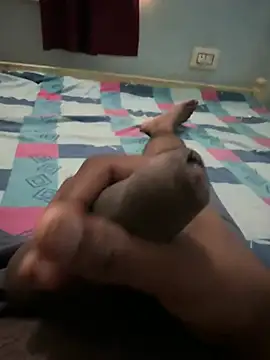 karann_011 webcam