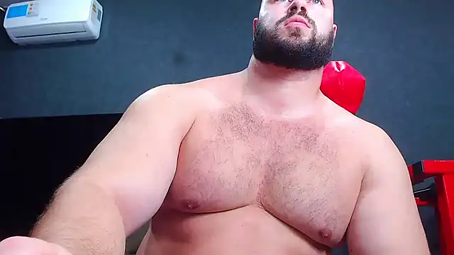 muscularjohnforuX webcam
