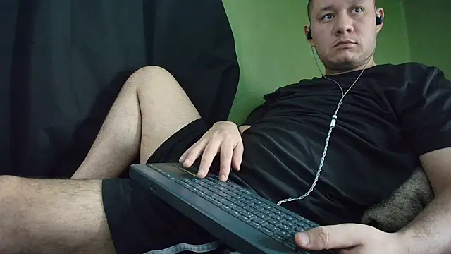sweet_cock28 webcam