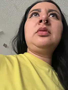 Abril_Luv webcam