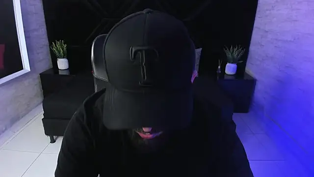 jhon_bear03 (M young) - worship your king until he cum