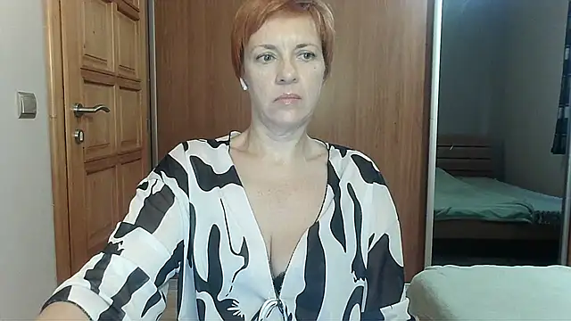 LoraLoraMay webcam