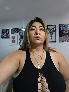 kendra_fire live cam on StripChat