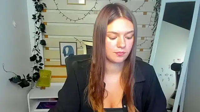 Josephine_Kiss webcam
