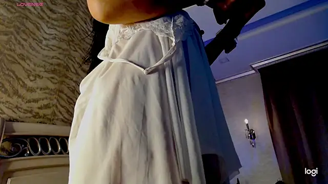 Iam_Luna webcam