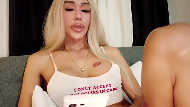 Forever_MissCandace webcam