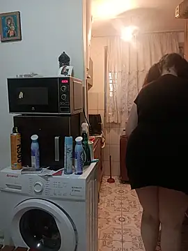 RidemerafSuzana webcam