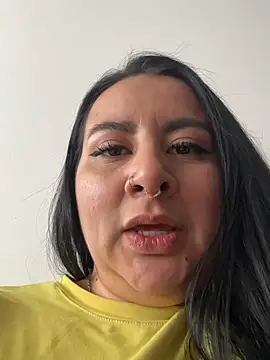 Abril_Luv webcam