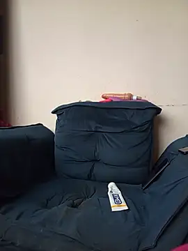 Meninaveneno26 webcam