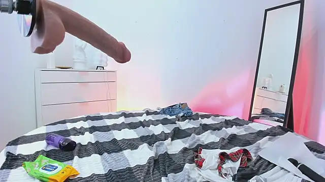 HoneyLace_ webcam