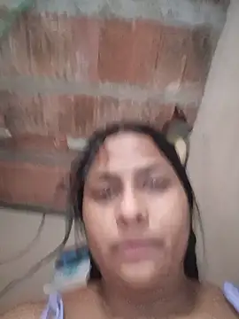 Giselabrunette25 webcam
