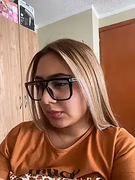 Miabonnett_ webcam