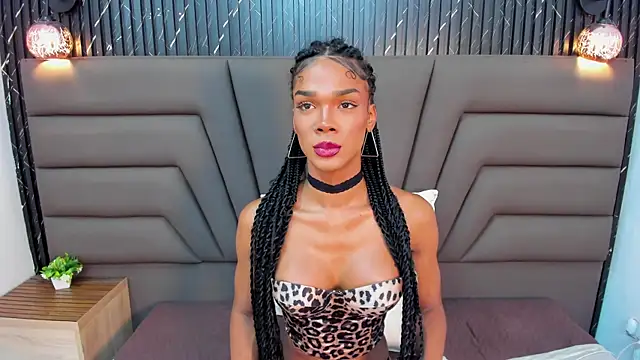 NaomiSteward webcam