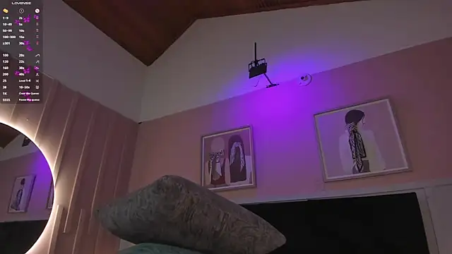elodie_walker webcam