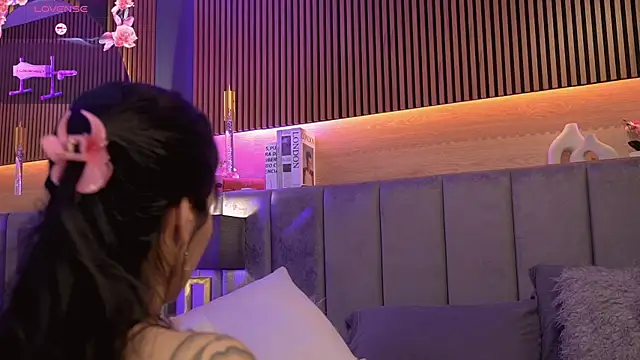 Angelina_Dior webcam