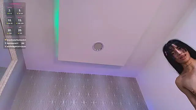 Tori_Gaviria webcam