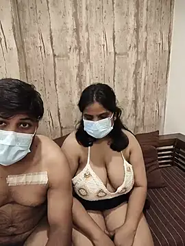 Tokencraze_couple webcam