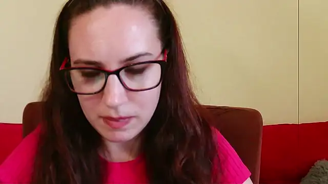 EmilyHotAngel webcam