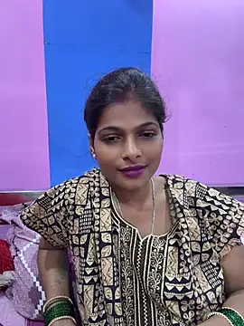 SUZY_QUEEN01 webcam