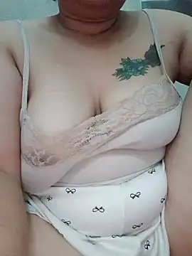 Henny_iu webcam
