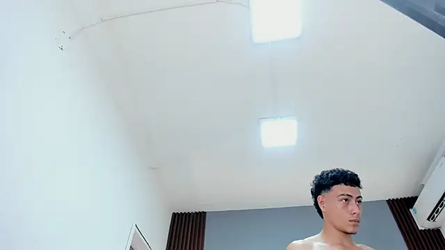 Lois_stone webcam
