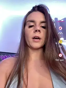 MaggyMayI webcam