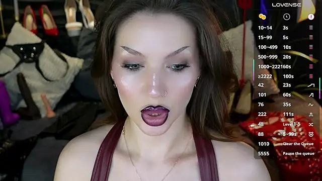 MistressDarsy webcam