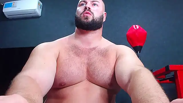 muscularjohnforuX webcam