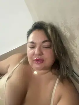 MikyVesela webcam