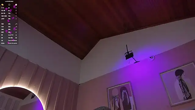 elodie_walker webcam