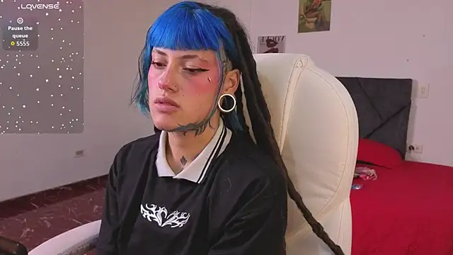 _sharlotte777 webcam