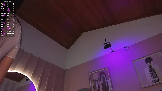 elodie_walker webcam