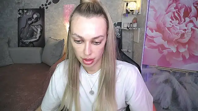 NickyAdamidi webcam