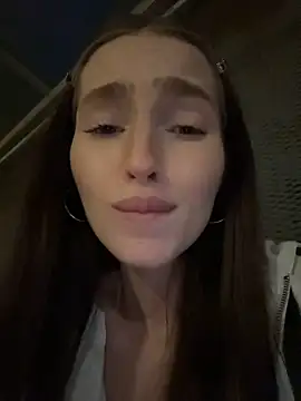 -missbehaving-'s live cam