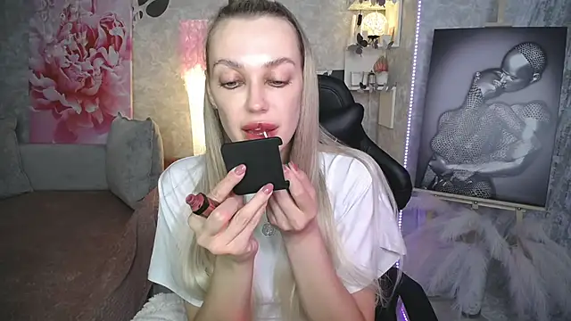 nickyadamidi - NickyAdamidi's free webcam - UK Sex Cams