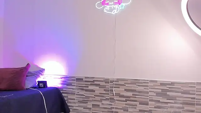 KittyVelve webcam