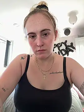 baddieriri224 - BaddieRiRi224's free webcam - UK Sex Cams