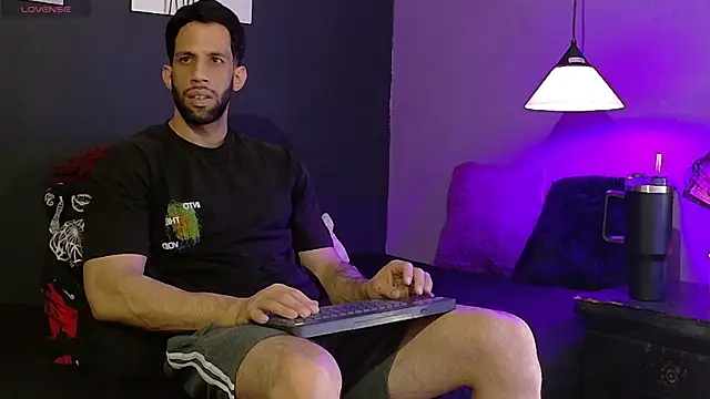Karim_mansur webcam