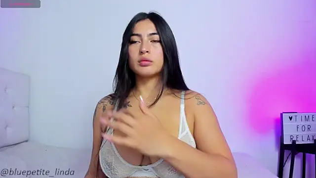 Blue_Petite webcam