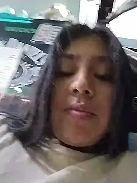 Amber_Herrera live cam on StripChat