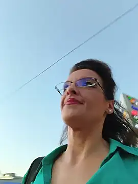 RebeccaNoble live cam on StripChat