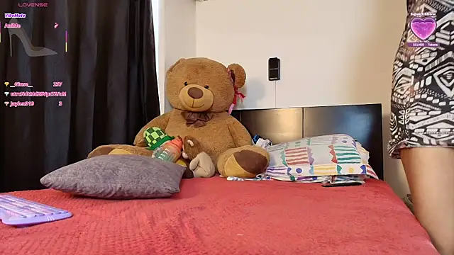 Samanntthaa__ webcam