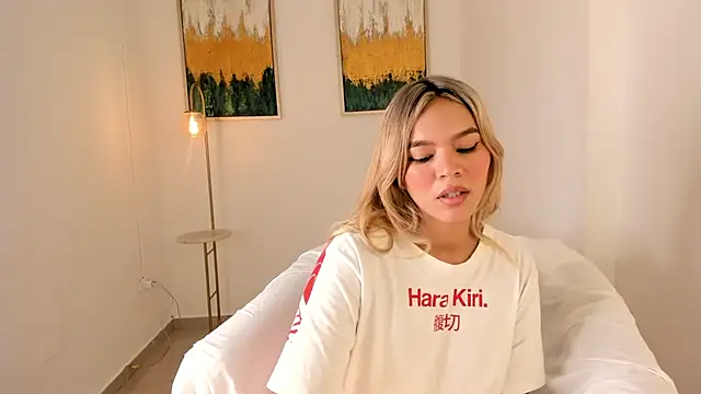 Adria_ross webcam