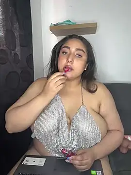Selenee23 webcam