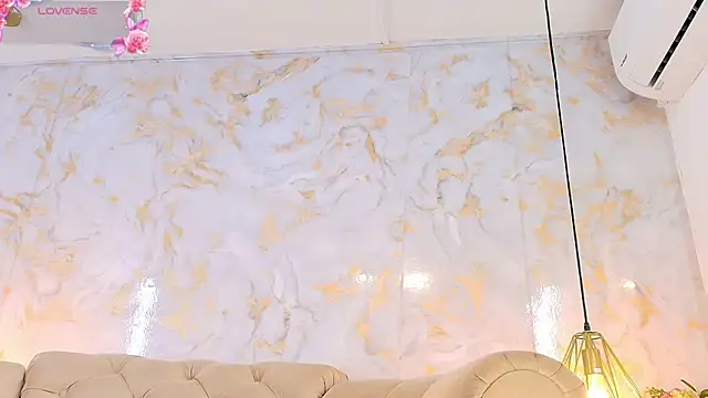 ariannaruiz webcam