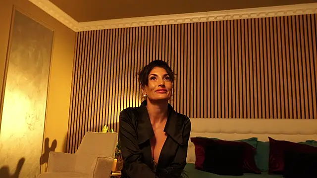 zoeylarkens - Zoeylarkens's free webcam - UK Sex Cams