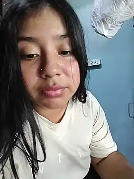 Amber_Herrera live cam on StripChat