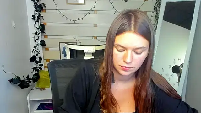 Josephine_Kiss webcam