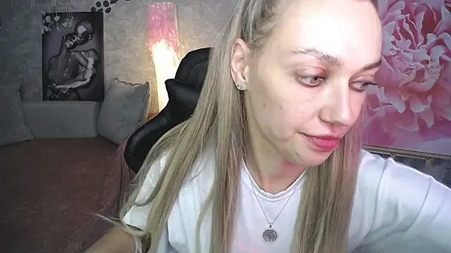 NickyAdamidi webcam